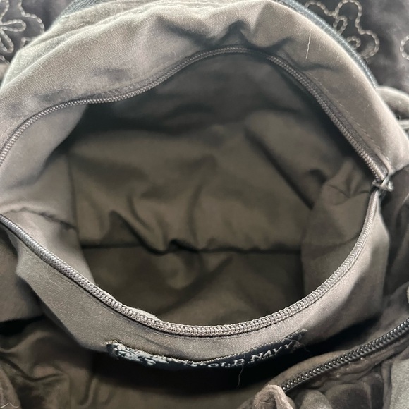 Old Navy Quilted Soft Velvety Gray Purse Zippered 16” x 12” NWOT - Picture 10 of 11